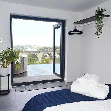 New Panoramic Riverview With Ev Plug Penryn